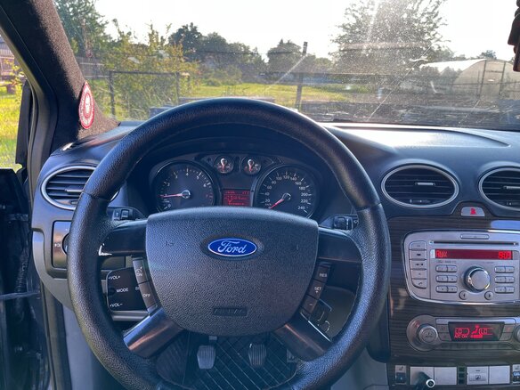 2008 Ford Focus II Рестайлинг, серый, 500000 рублей - вид 12