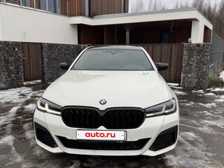 2020 BMW 5 серии 520d xDrive VII (G30/G31/G38) Рестайлинг, белый, 4450000 рублей, вид 2