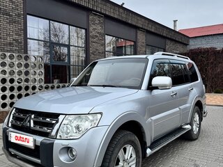 2011 Mitsubishi Pajero IV, серебристый, 2000000 рублей, вид 1