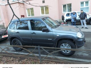 2017 Chevrolet Niva I Рестайлинг, серый, 590000 рублей, вид 2