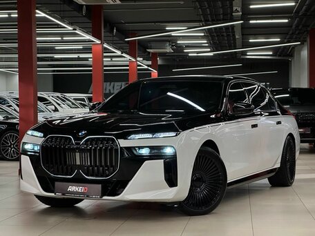BMW 7 серии VII (G70)