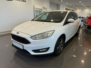 2017 Ford Focus III Рестайлинг, белый, 1090000 рублей, вид 1