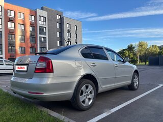 2013 Skoda Octavia II (A5) Рестайлинг, жёлтый, 975000 рублей, вид 3