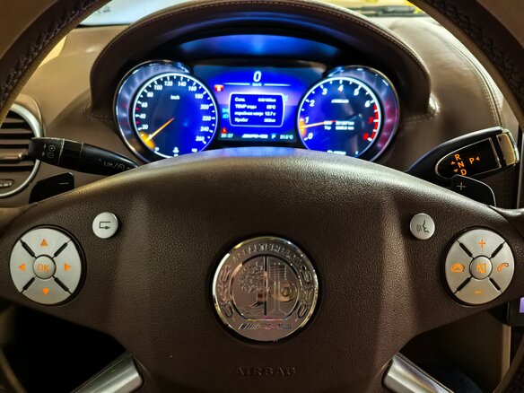 2011 Mercedes-Benz GL-Класс 500 I (X164) Рестайлинг, чёрный, 1890000 рублей - вид 17