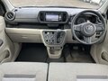 2019 Toyota Passo III Рестайлинг, серебристый, 809505 рублей - вид 2