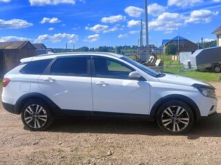 2019 Lada (ВАЗ) Vesta SW Cross I, белый, 1120000 рублей, вид 4