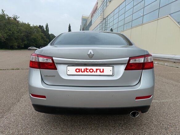 2011 Renault Latitude I, серый, 1200000 рублей - вид 8