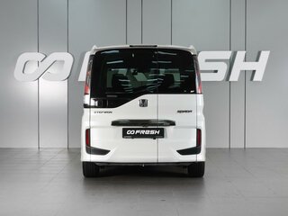2017 Honda Stepwgn Spada V Рестайлинг, белый, 2345000 рублей, вид 4
