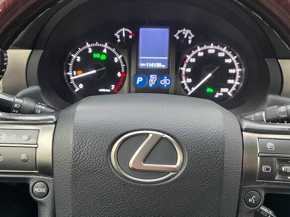 2016 Lexus GX 460 II Рестайлинг, белый, 5500000 рублей - вид 10