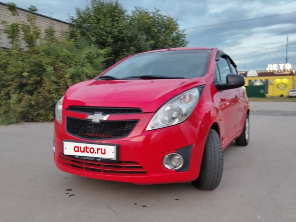 2012 Chevrolet Spark III, красный - вид 3