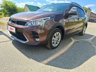 2022 Kia Rio X IV Рестайлинг, коричневый, 1615000 рублей, вид 1