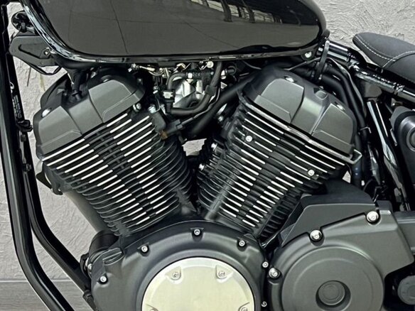 2013 Yamaha XV950 Bolt, чёрный - вид 10