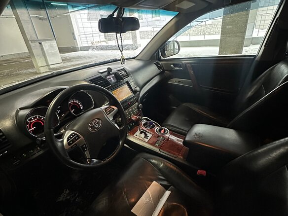 2011 Toyota Highlander II (XU40) Рестайлинг, серебристый, 1499000 рублей - вид 6