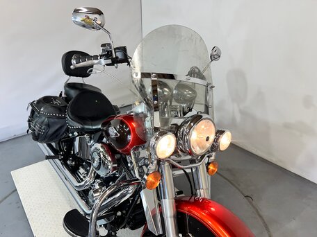 2012 Harley-Davidson Heritage, пурпурный, 660000 рублей, вид 4