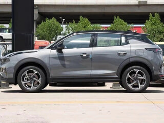 2026 Lynk & Co 06 I Рестайлинг, серый, 2290000 рублей, вид 5