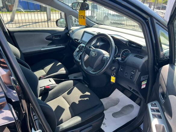 2009 Toyota Wish II, чёрный, 1459000 рублей - вид 15