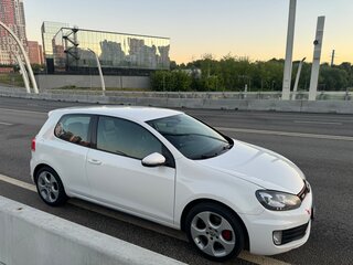 2011 Volkswagen Golf GTI VI, белый, 1150000 рублей, вид 3