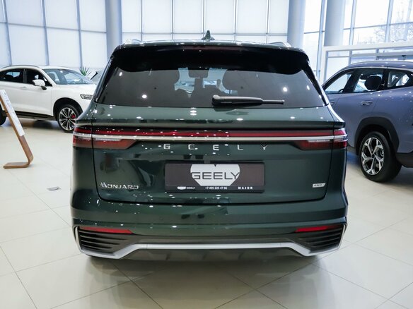 2026 Geely Monjaro I Рестайлинг, зелёный - вид 3