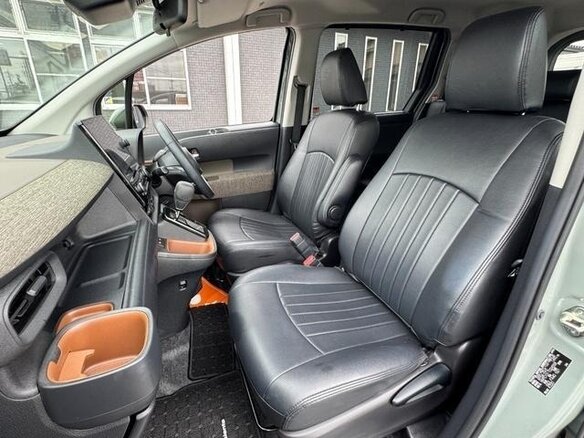 2023 Toyota Sienta III, зелёный - вид 36