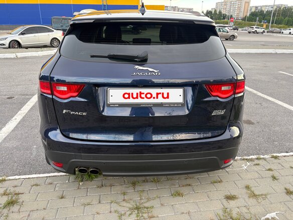 2017 Jaguar F-Pace I, синий, 2600000 рублей - вид 3