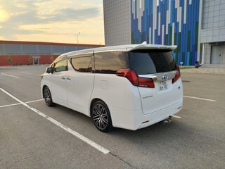 2021 Toyota Alphard III Рестайлинг, белый, 5500000 рублей, вид 3
