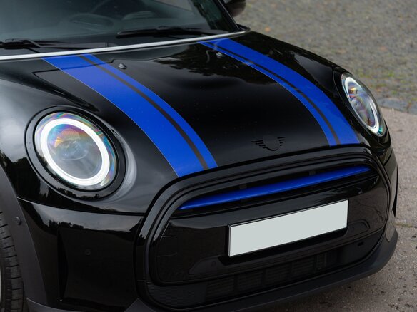 2021 Mini Hatch Cooper III (F55/F56) Рестайлинг 2, чёрный, 3790000 рублей - вид 15