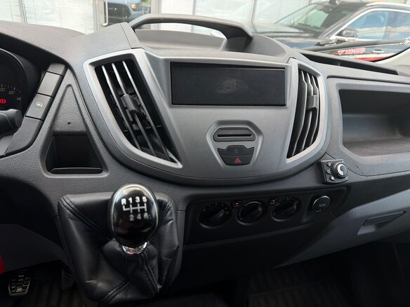 2017 Ford Transit, белый, 2549000 рублей - вид 10