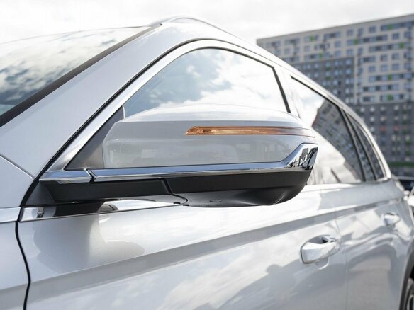 2026 Geely Monjaro I Рестайлинг, белый - вид 16