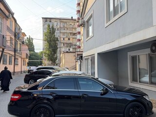 2012 Mercedes-Benz E-Класс 200 7G-Tronic IV (W212, S212, C207), чёрный, 1300000 рублей, вид 4