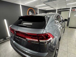 2025 Volkswagen Atlas Cross Sport I Рестайлинг, серый, 4350000 рублей, вид 4