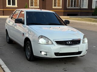 2011 Lada (ВАЗ) Priora I, белый, 270000 рублей, вид 2