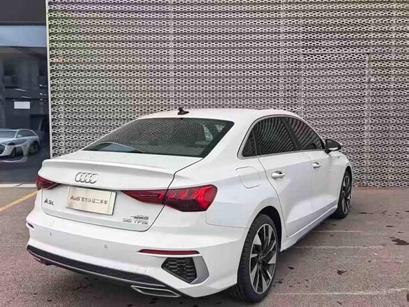 2024 Audi A3 35 TFSI IV (8Y), белый, 1635000 рублей - вид 4