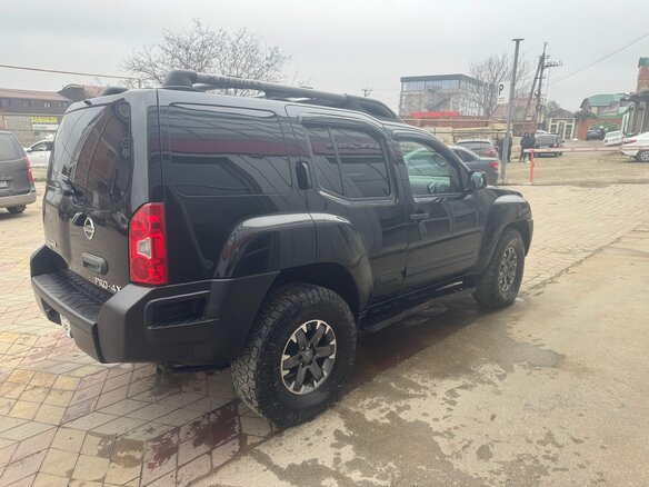 2015 Nissan Xterra II Рестайлинг, чёрный, 2400000 рублей - вид 3