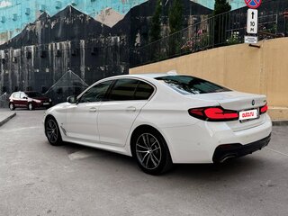 2021 BMW 5 серии 520i VII (G30/G31/G38) Рестайлинг, белый, 4700000 рублей, вид 4