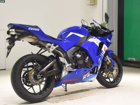 2021 Honda CBR 600RR, белый, 977000 рублей, вид 5