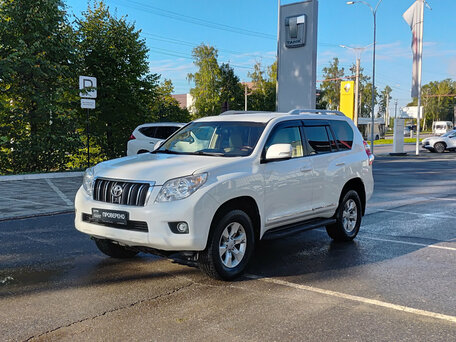 2010 Toyota Land Cruiser Prado 150 Series, белый, 2372000 рублей, вид 1