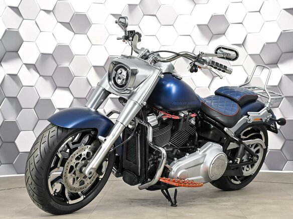 2018 Harley-Davidson Fat Boy, синий, 1757000 рублей - вид 1