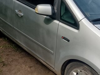 2004 Ford C-MAX I, серебристый, 260000 рублей, вид 2