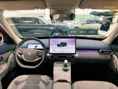 2026 Leapmotor A10 53 kWh, зелёный, 1900000 рублей, вид 5