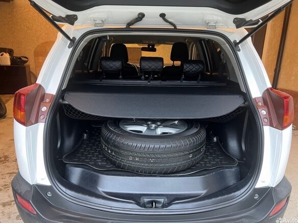2013 Toyota RAV4 IV (XA40), белый - вид 7