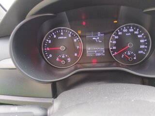 2017 Kia Rio IV, белый, 662000 рублей, вид 4