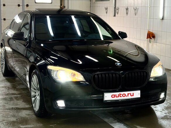 2011 BMW 7 серии 730d V (F01/F02/F04), чёрный - вид 4