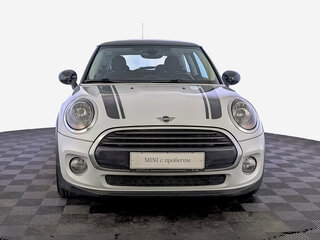 2018 Mini Hatch Cooper III (F55/F56) Рестайлинг, серебристый, 1780000 рублей, вид 2