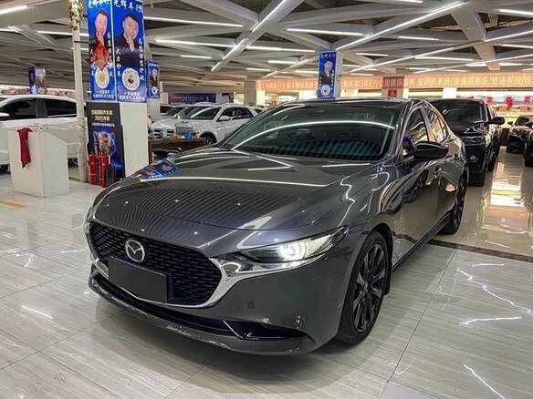 2022 Mazda 3 Axela IV (BP), серый, 1700000 рублей - вид 1