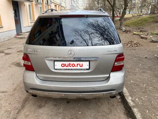 2005 Mercedes-Benz M-Класс 350 II (W164), серебристый, 850000 рублей, вид 4