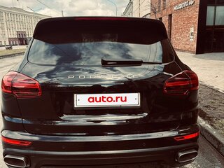 2017 Porsche Cayenne Diesel II Рестайлинг (958), чёрный, 4500000 рублей, вид 4