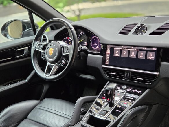 2020 Porsche Cayenne E-Hybrid III, чёрный - вид 15
