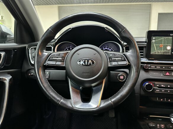 2019 Kia Ceed III, серебристый, 1620000 рублей - вид 13