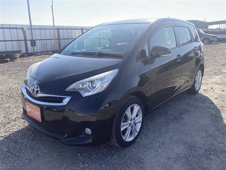 Toyota Ractis II