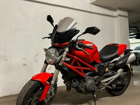 2013 Ducati Monster 696, красный, 495000 рублей, вид 3